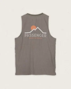 Calling Active Recycled Vest