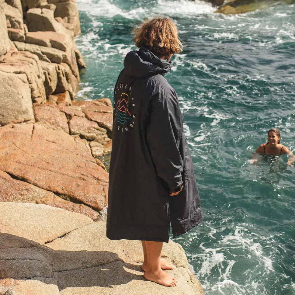 Escapism Recycled Towel Lined Changing Robe