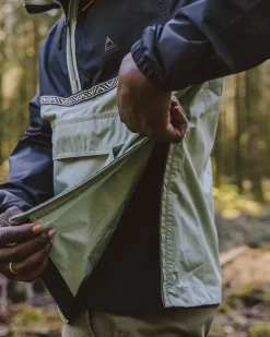 Flow 1/2 Zip Recycled Water Resistant Jacket