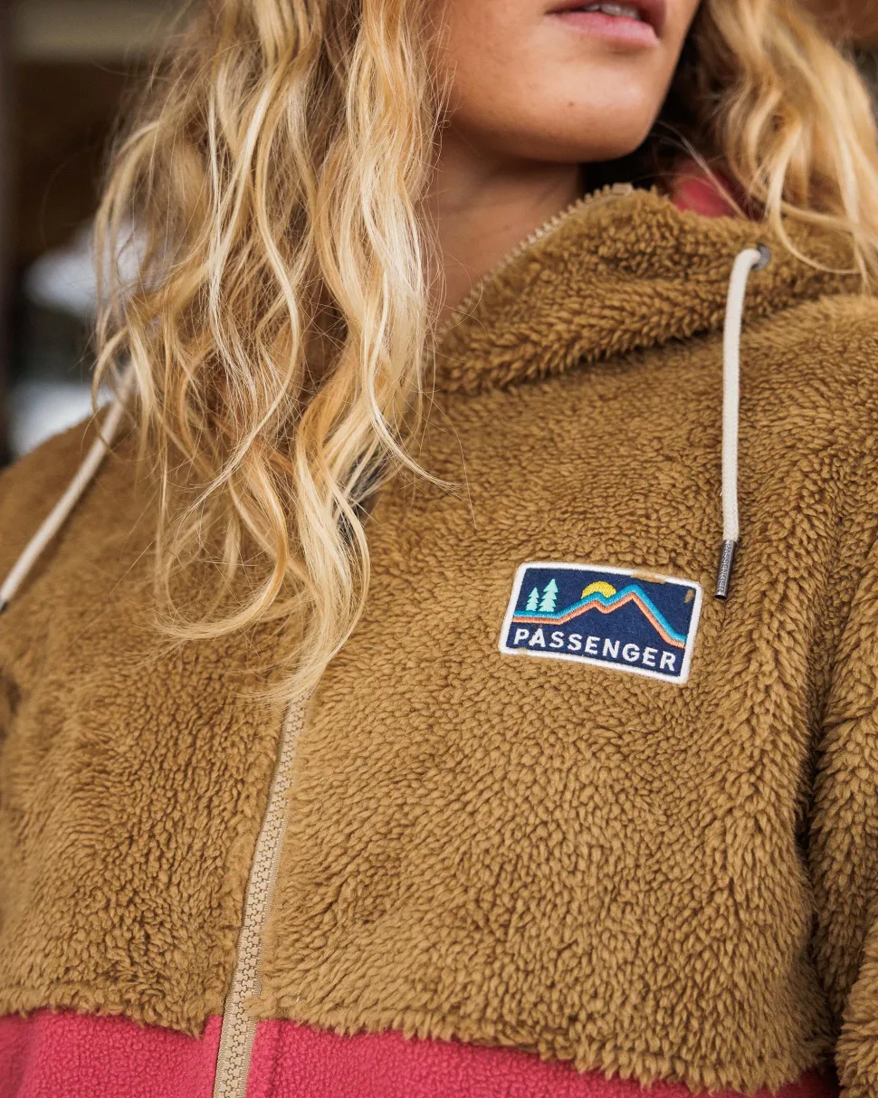 Nestling Recycled Sherpa Hooded Fleece