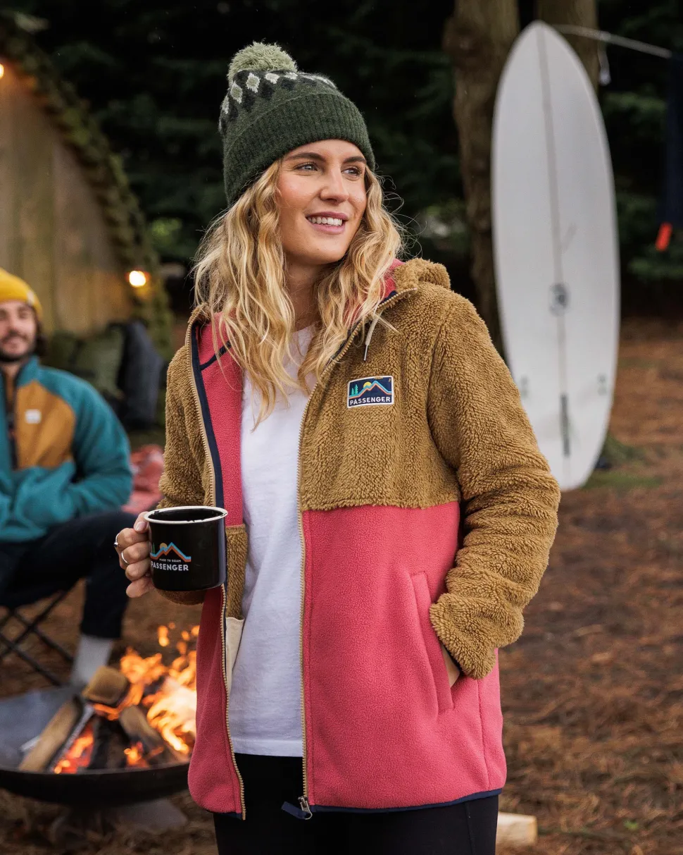 Nestling Recycled Sherpa Hooded Fleece
