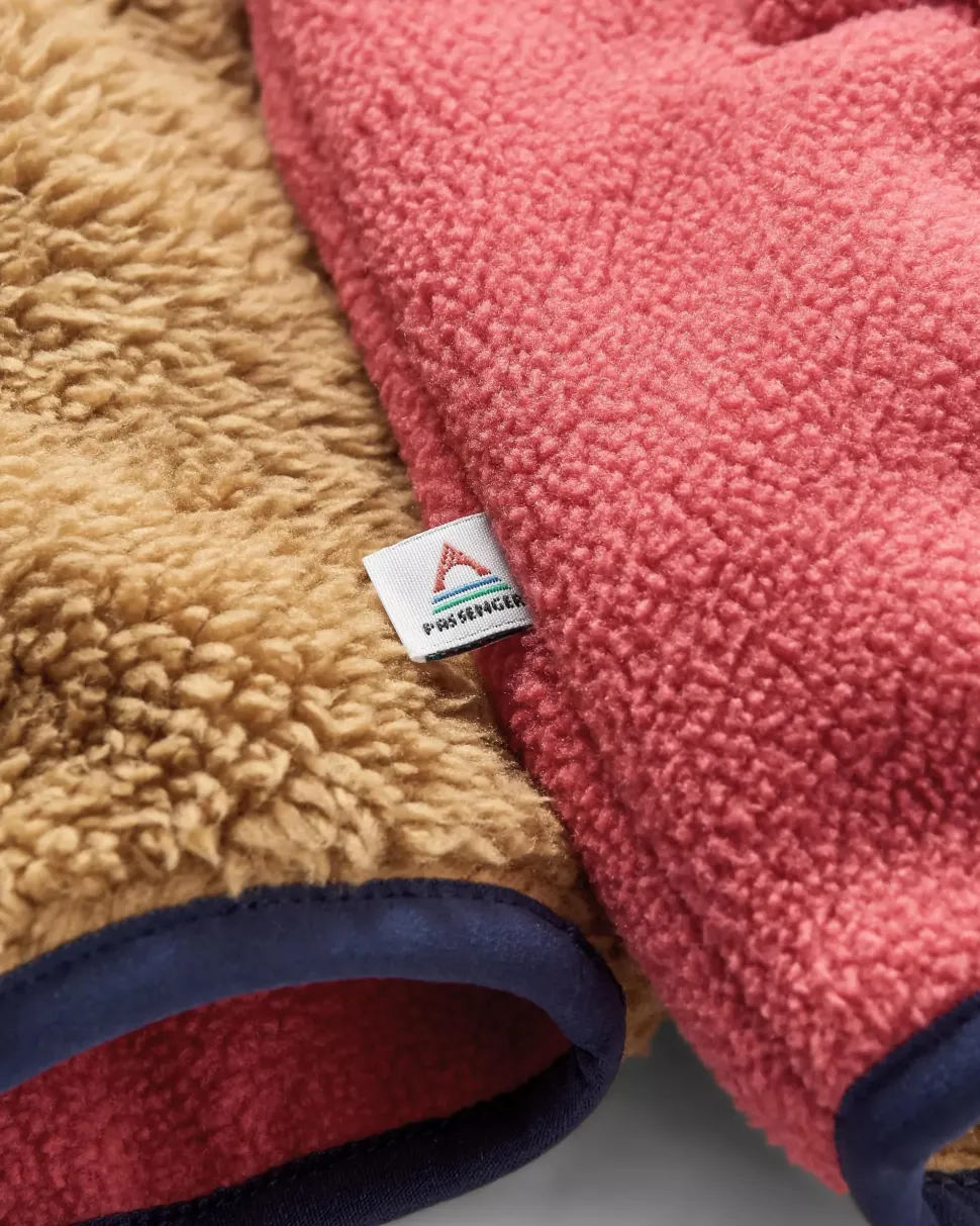 Nestling Recycled Sherpa Hooded Fleece