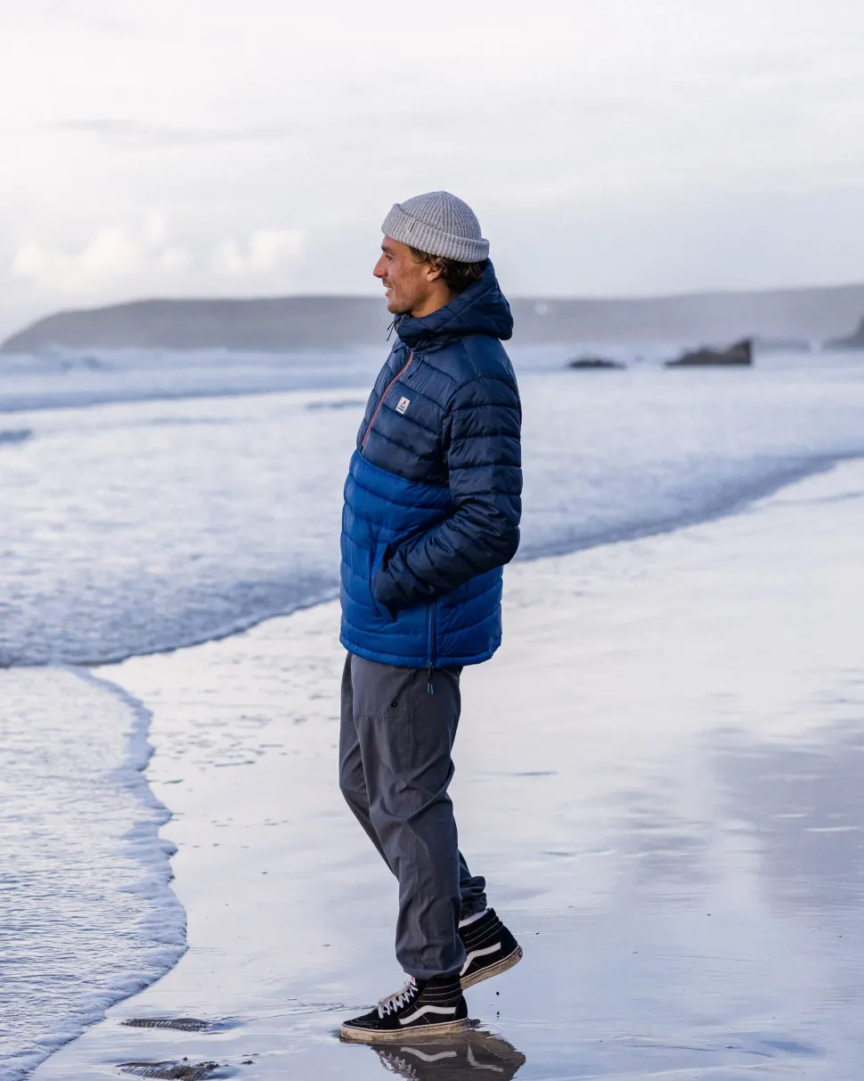 Roamer Recycled Insulated Overhead Jacket