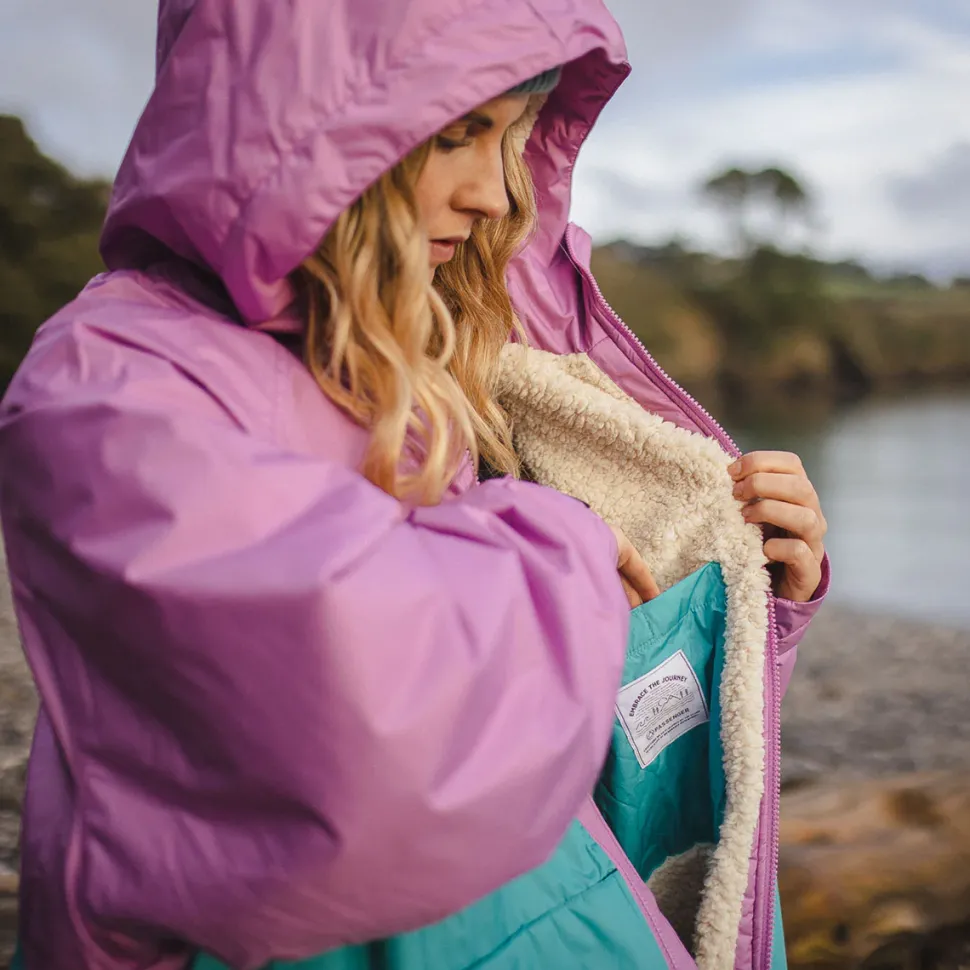 Roaming Recycled Sherpa Lined Changing Robe